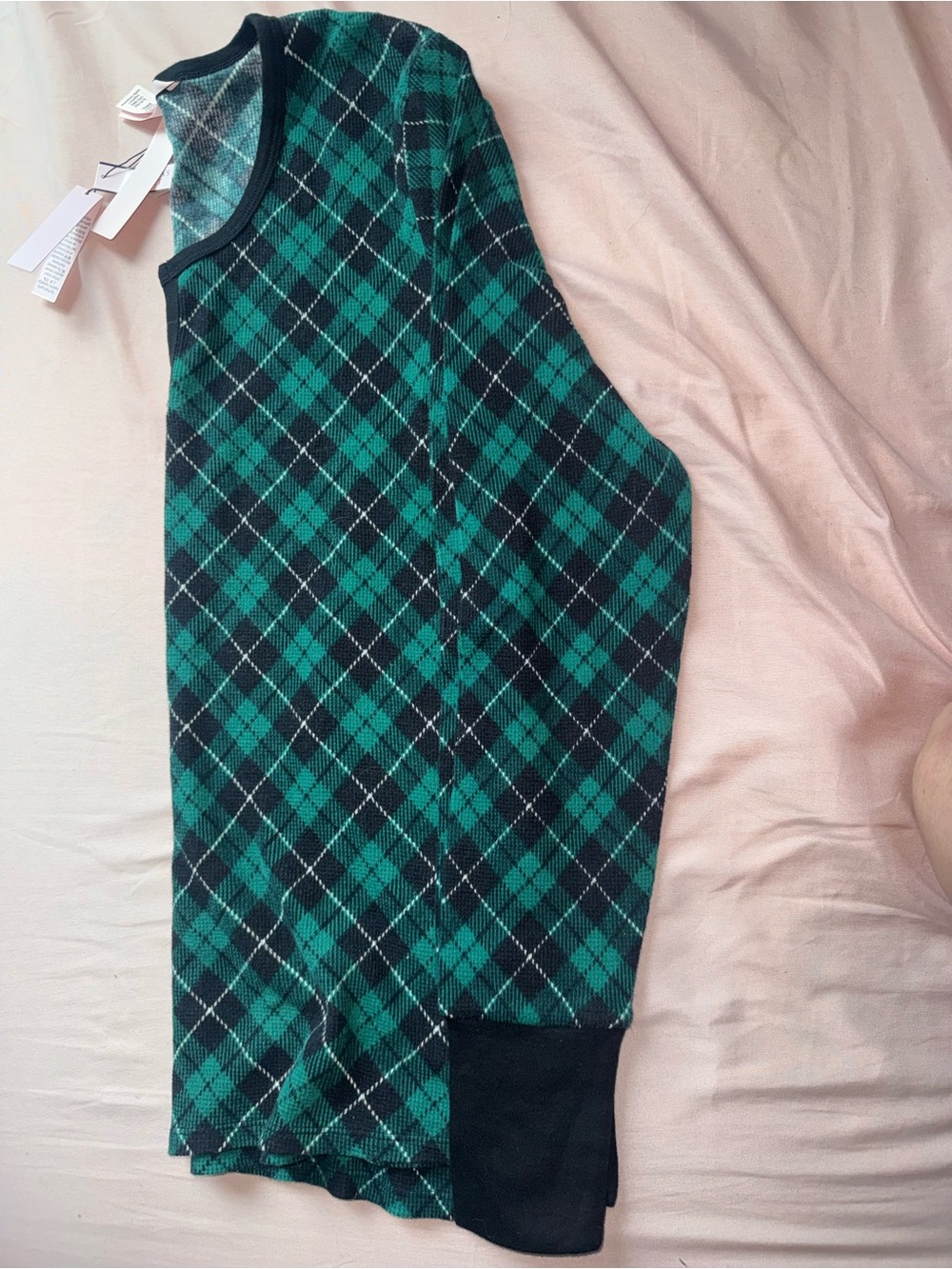 Victoria’s Secret Green and Black Plaid Sleepwear Top